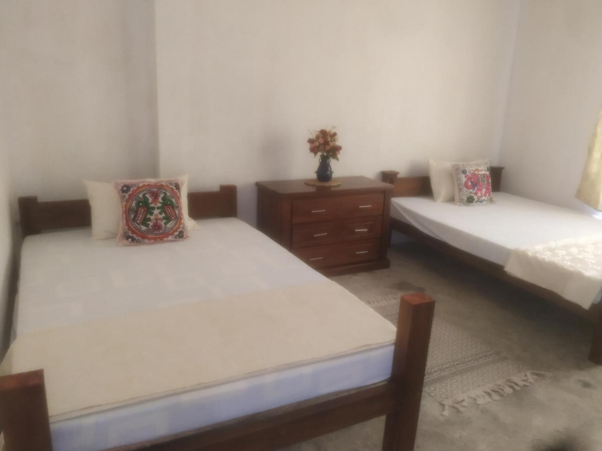Barefoot Inn Kandy Esterno foto